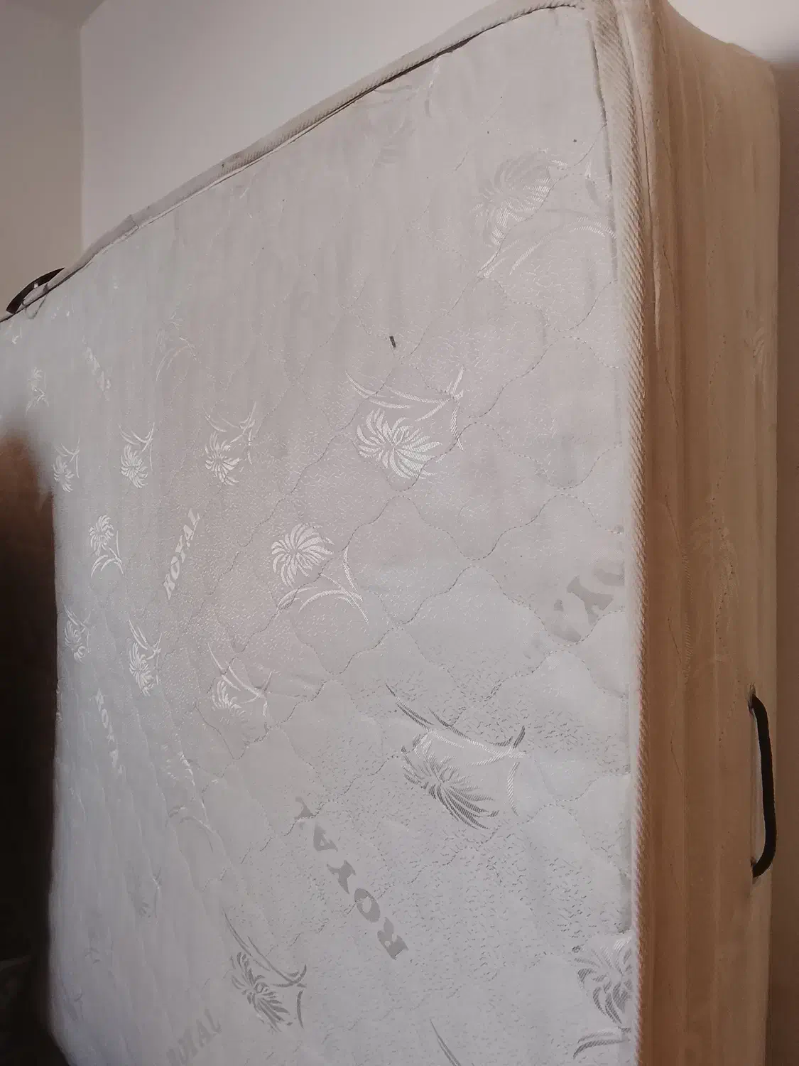 تشک تخت خواب رویال دونفره|تشک تختخواب|بروجن, |دیوار