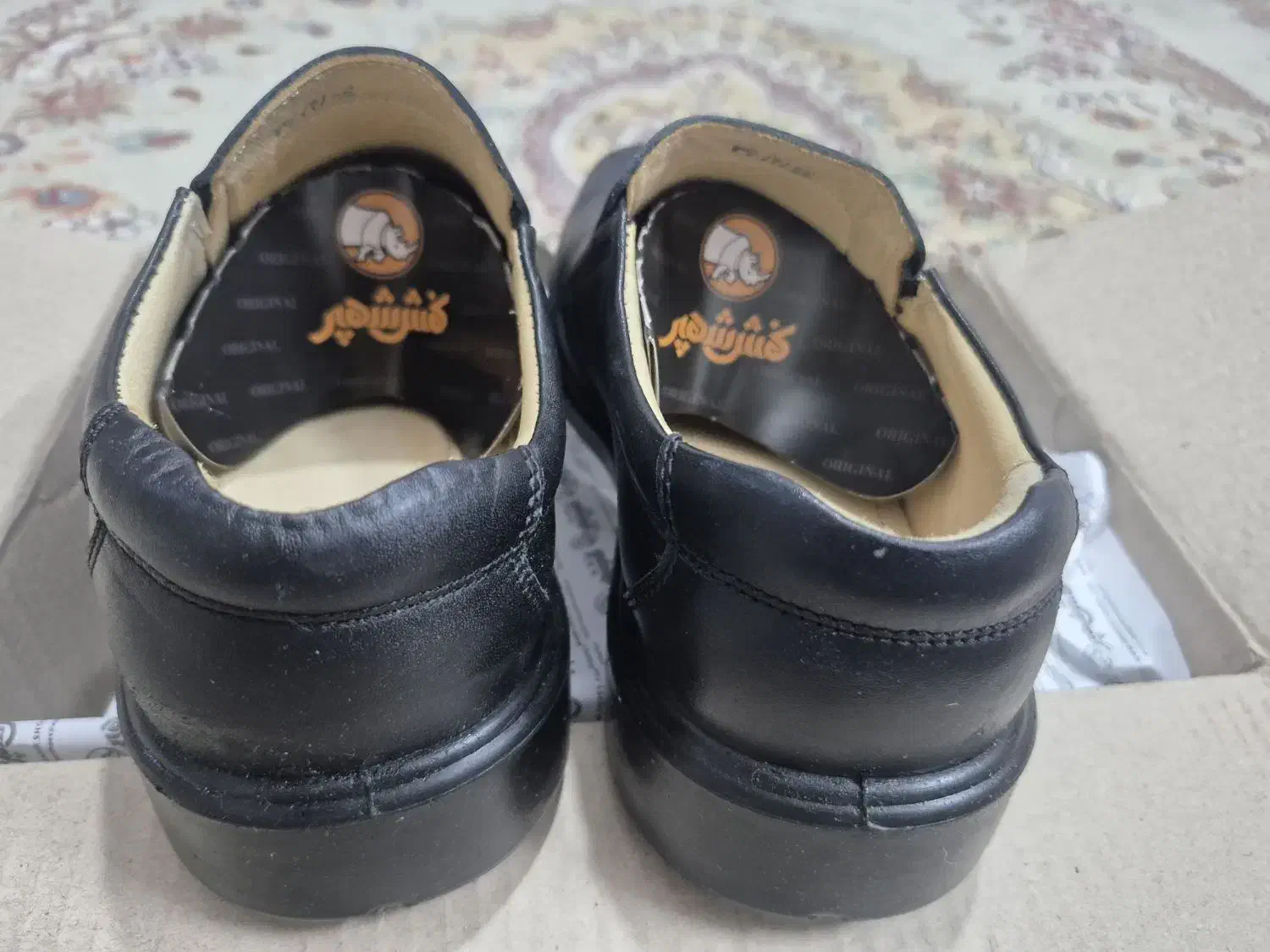 کفش تمام چرم|کیف، کفش، کمربند|اسفراین, |دیوار