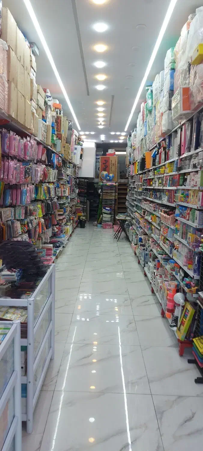 واگذاری فروشگاه یا فروش یکجای اجناس نصف قیمت|فروشگاه و مغازه|ری, دیلمان|دیوار