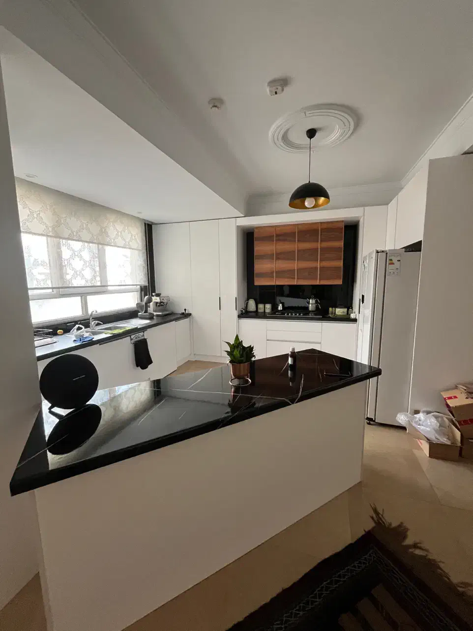 ۲۴۰متر سه خواب*برج باغ برند منطقه*