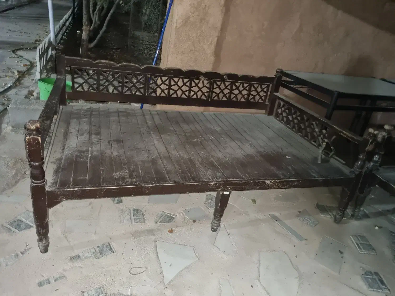 ۴ عدد تخت چوبی سنتی فروش فوری|تخت و سرویس خواب|لردگان, |دیوار