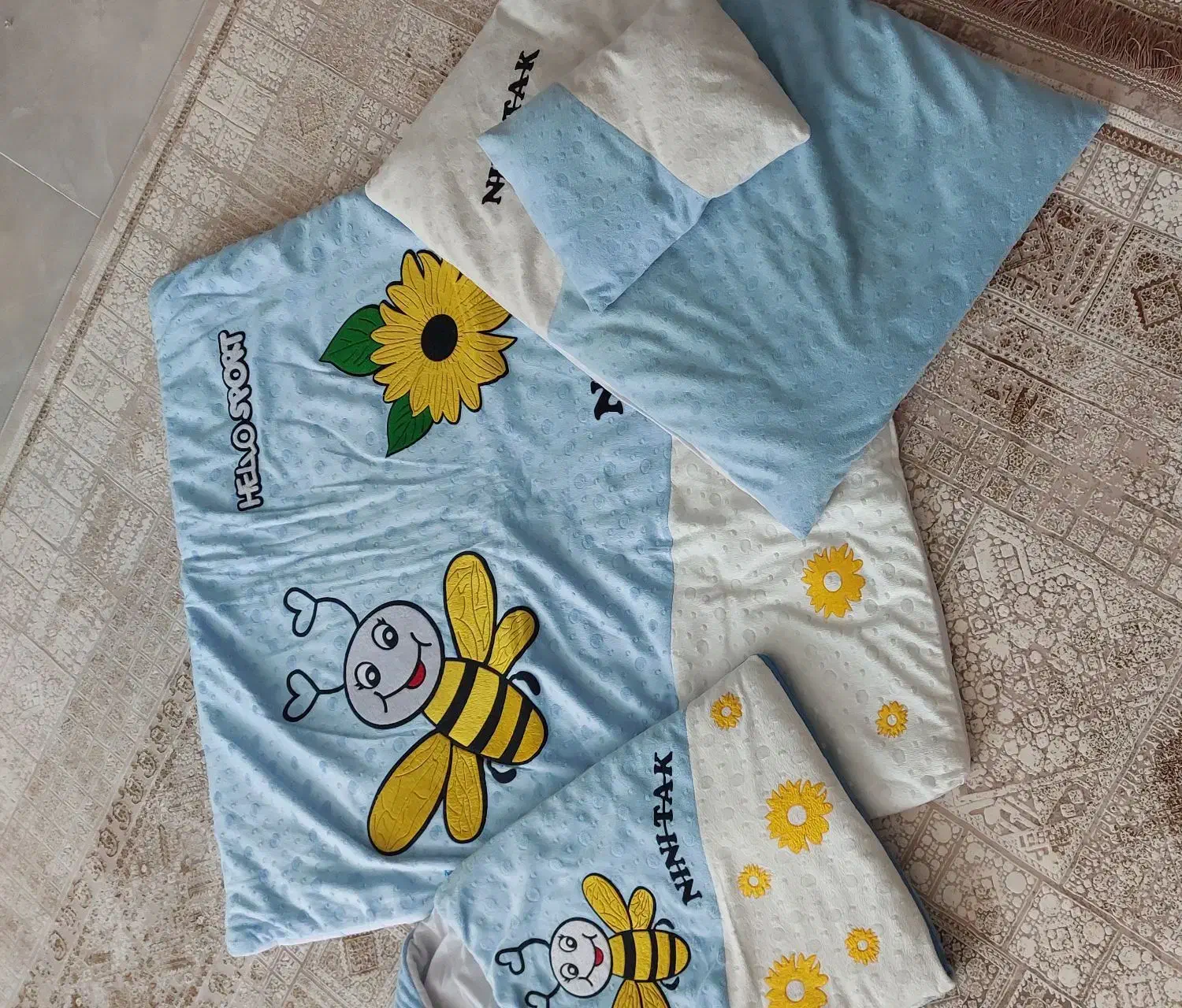 سرویس رختخواب وقنداق نوزادی شیک وتمیز|اسباب و اثاث بچه|بروجرد, |دیوار