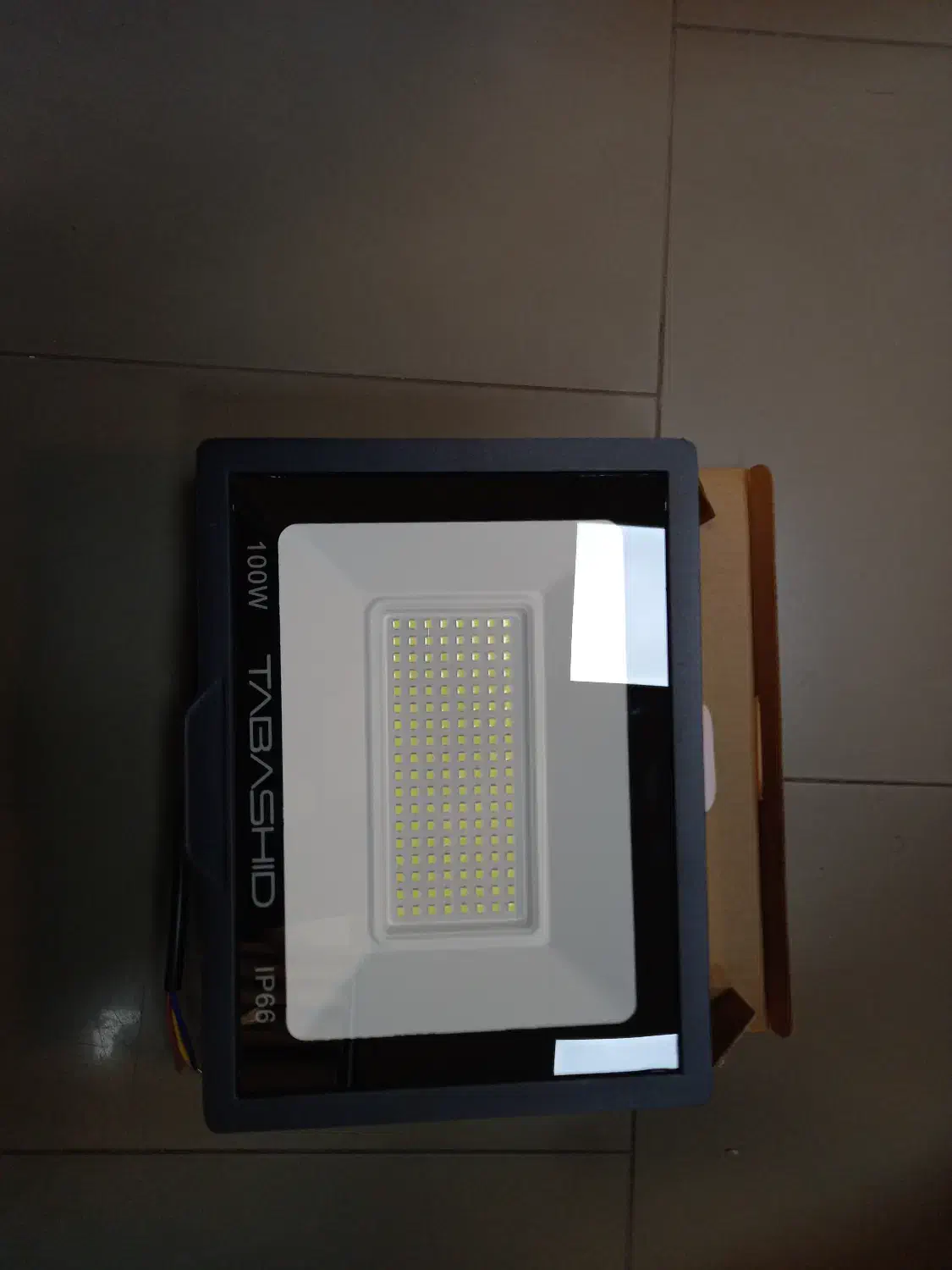 پرژکتور ۱۰۰ وات برند تابشید|تلویزیون و پروژکتور|تهران, پرستار|دیوار