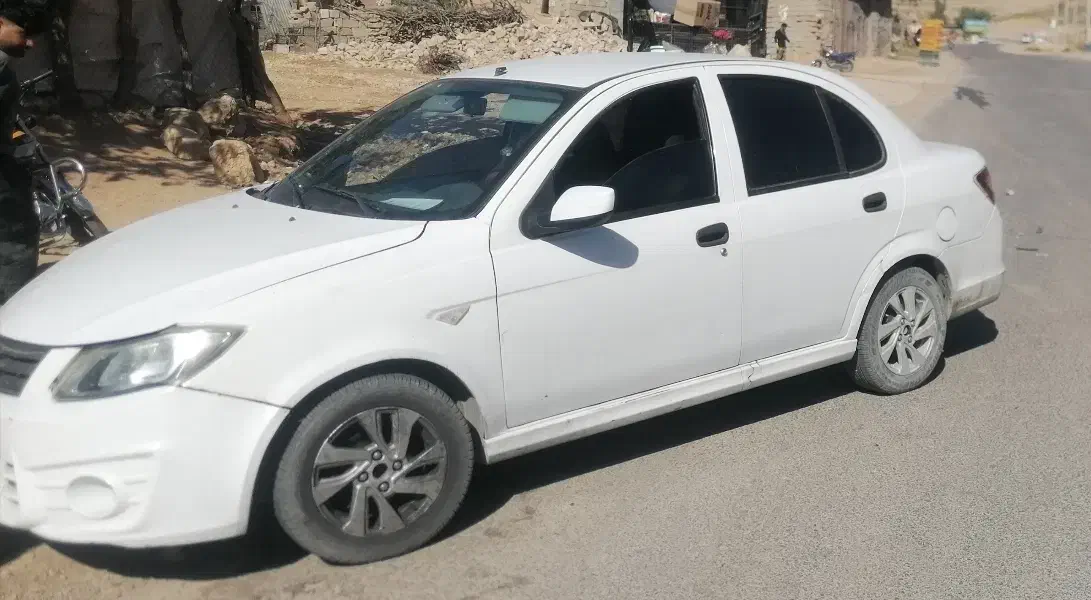 ساینا سفید 1397 تمیز|خودرو سواری و وانت|دهدشت, |دیوار