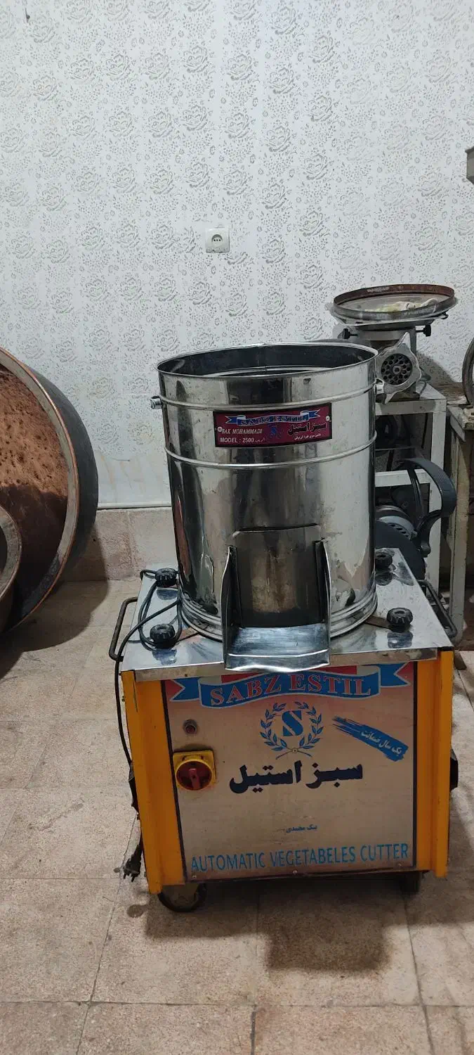 فروش سبز خردکنی چرخ گوشت و آسیاب و تیان|خردکن، آسیاب، غذاساز|ارومیه, |دیوار