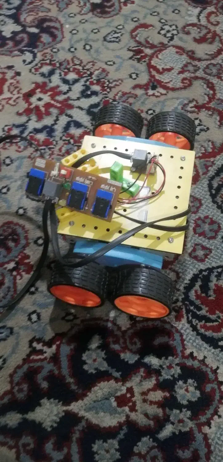 ربات چهار چرخ حرکت به جهت|اسباببازی|تهران, ارامنه|دیوار