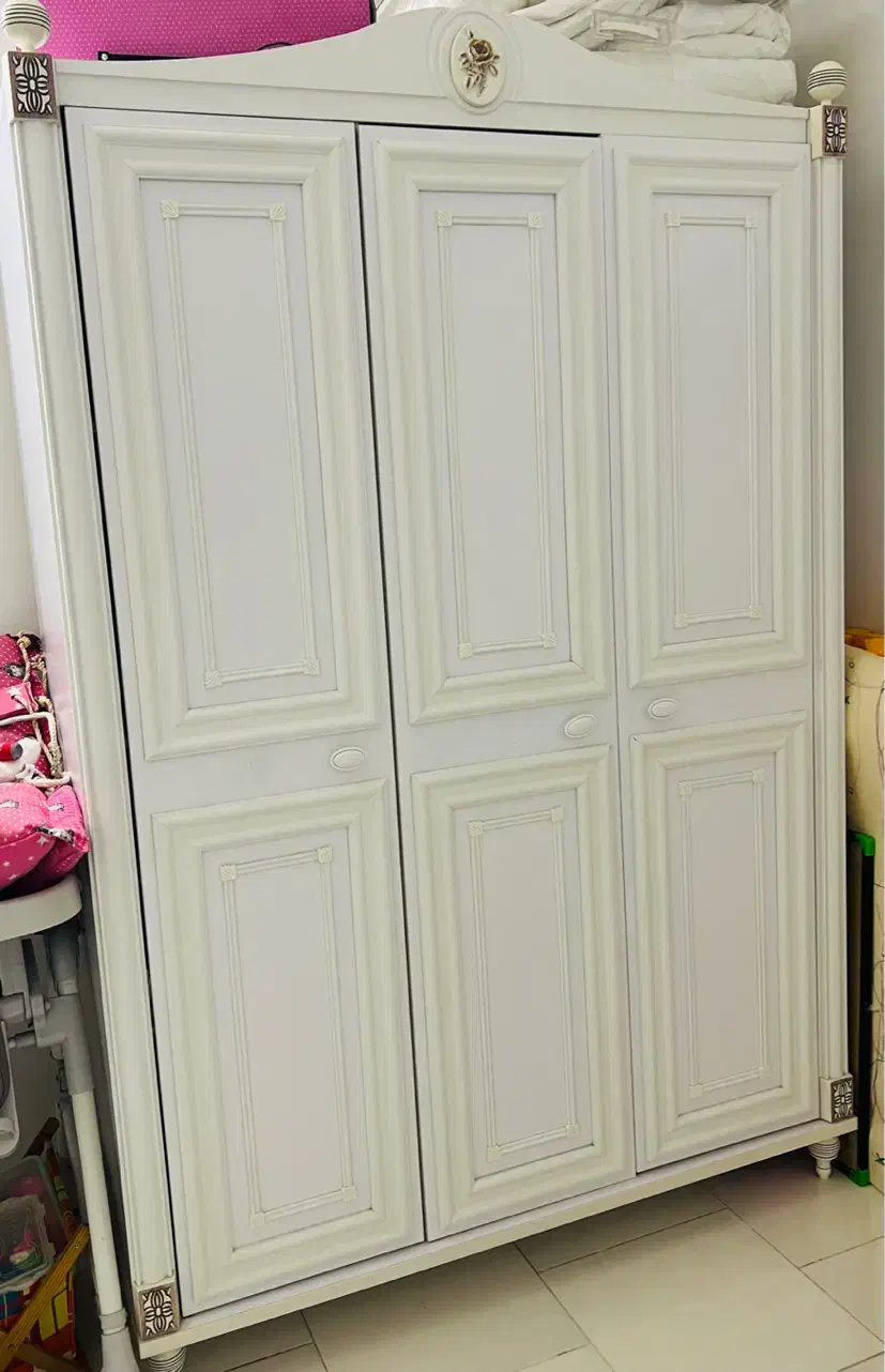 سرویس تخت و کمد مدل رز|اسباب و اثاث بچه|گرگان, |دیوار