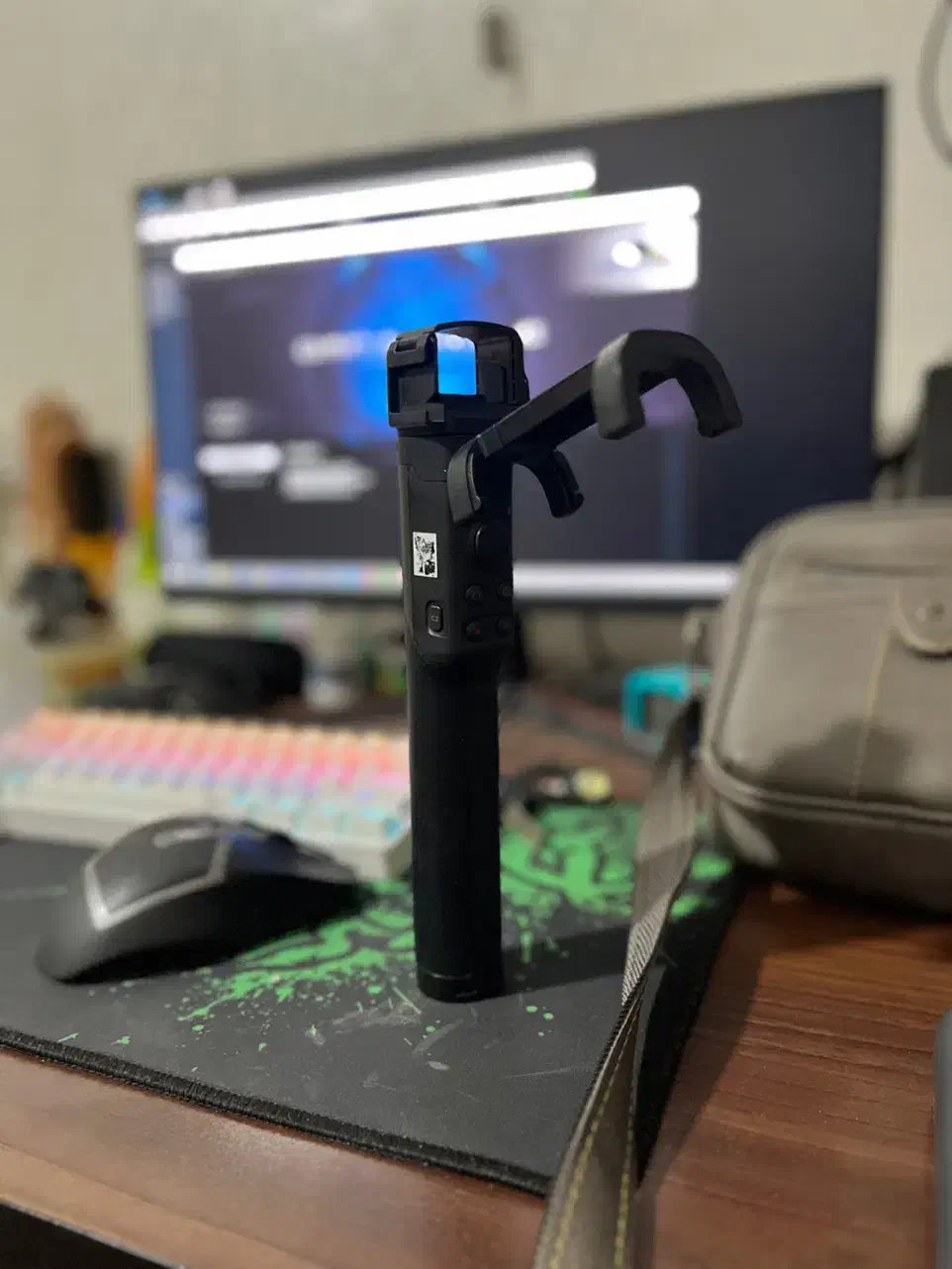 DJI Osmo Pocket 2+Extension Rod+SD128 c10  تمیز|دوربین عکاسی و فیلم‌برداری|اصفهان, شاه پسند|دیوار