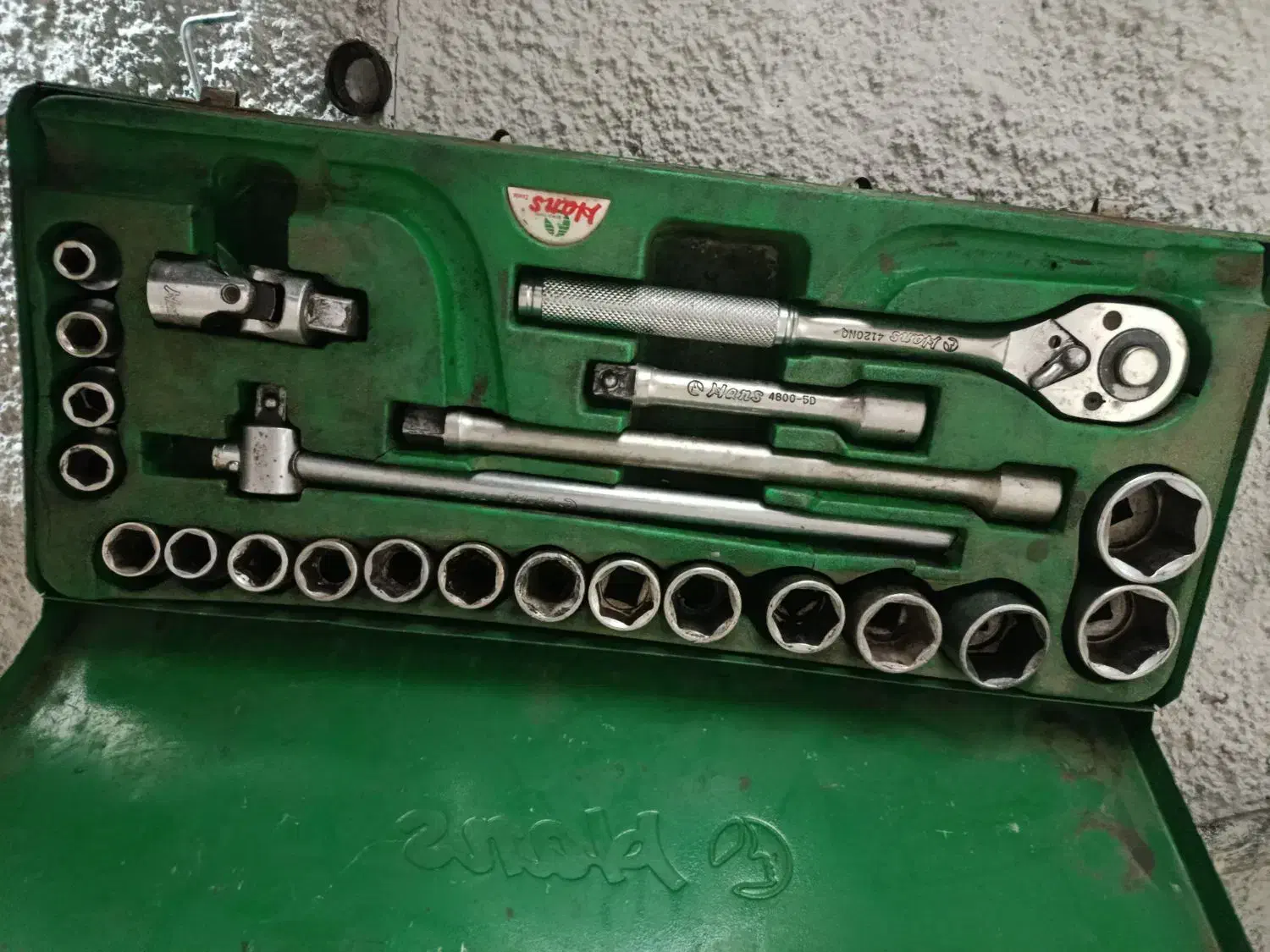 جعبه بکس|ابزارآلات|تربت جام, شاهد|دیوار