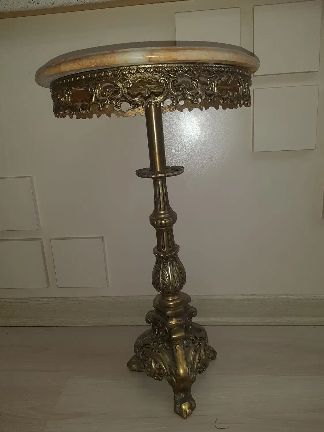 میزبرنز|مبلمان خانگی و میز عسلی|تبریز, |دیوار