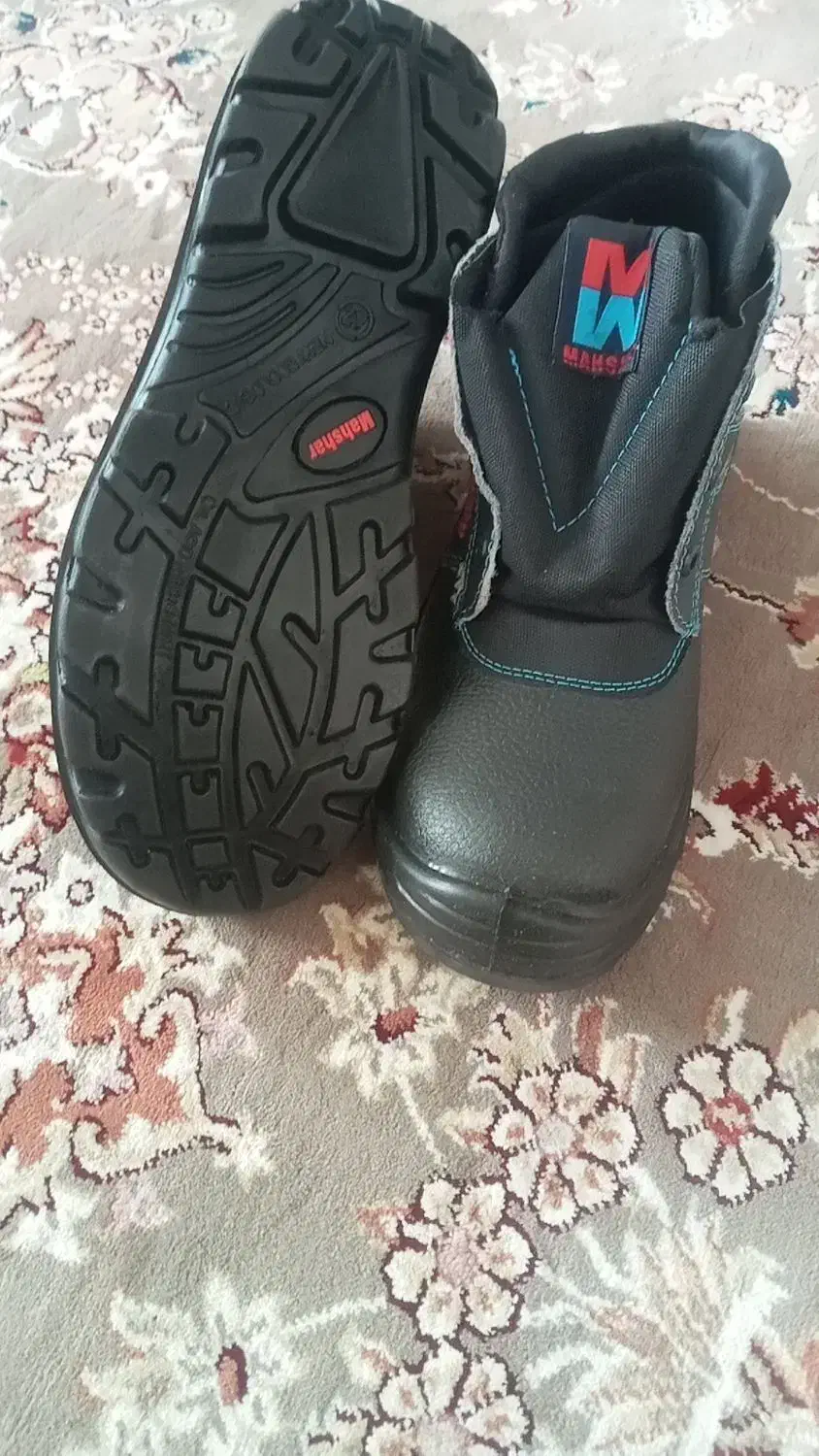 کفش ایمنی|کیف، کفش، کمربند|اردبیل, |دیوار