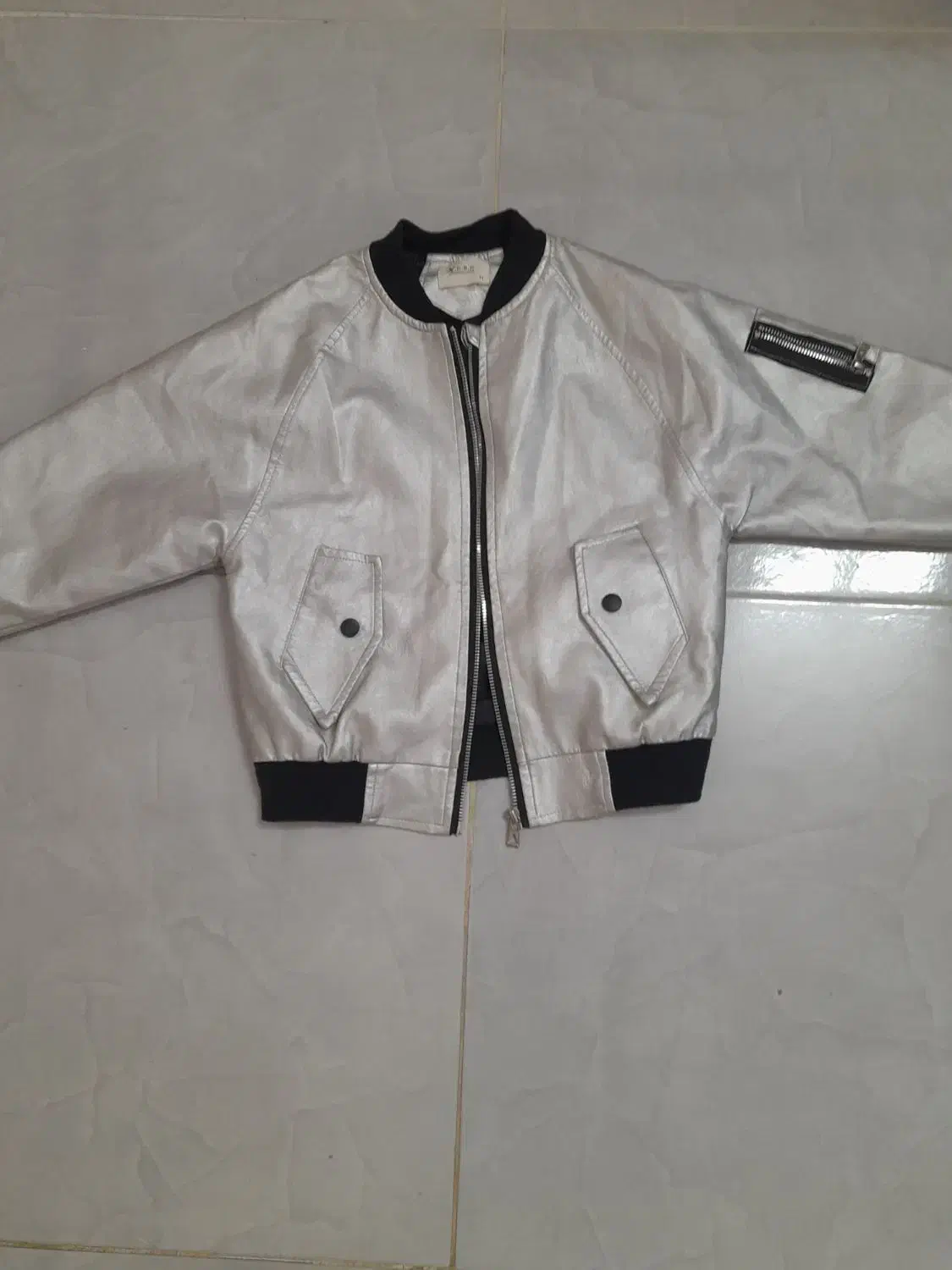 کابشن دخترانه|کفش و لباس بچه|تربت جام, پاسداران|دیوار