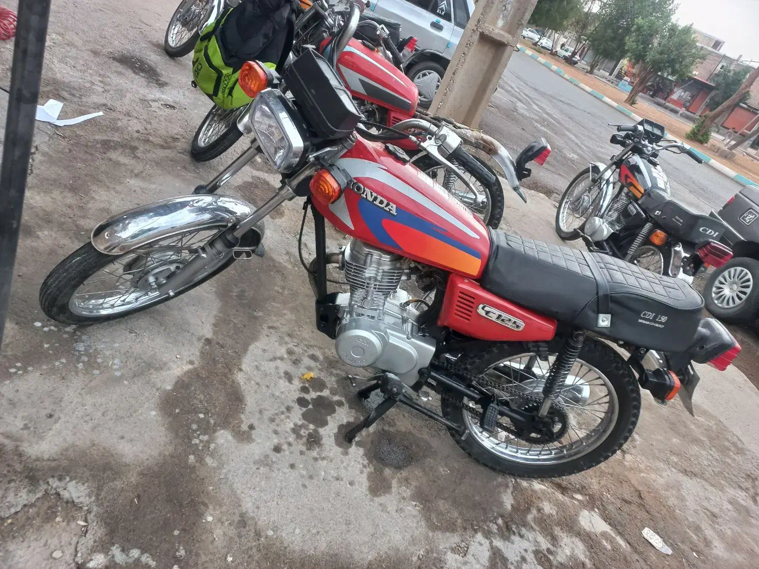 تعدادی موتور پارکینگی تمیز|موتورسیکلت|دزفول, |دیوار