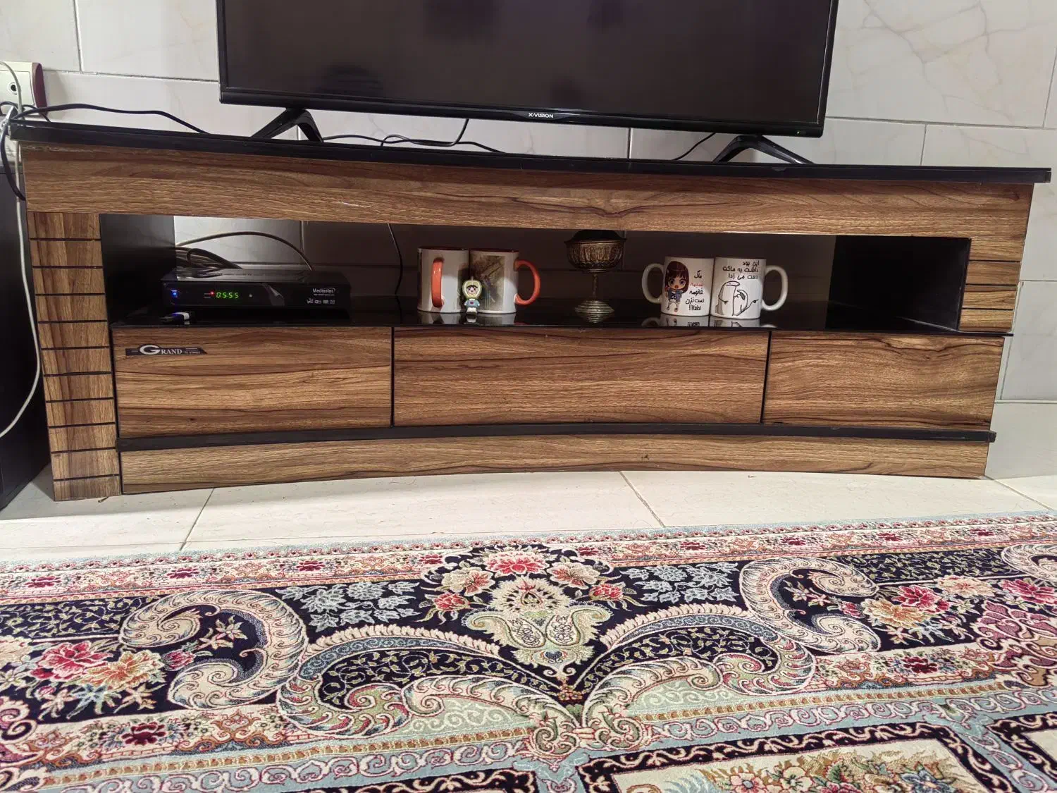 بوفه و میز تلویزیون|بوفه، ویترین، کنسول|مشهد, شهرک بهارستان|دیوار