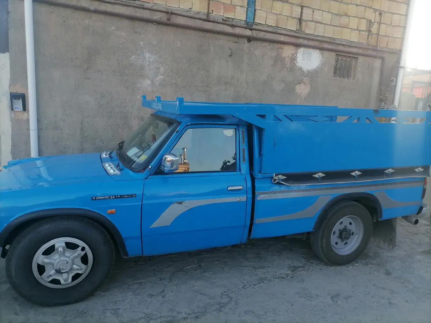 نیسان فروشی|خودرو سواری و وانت|زبرخان, |دیوار