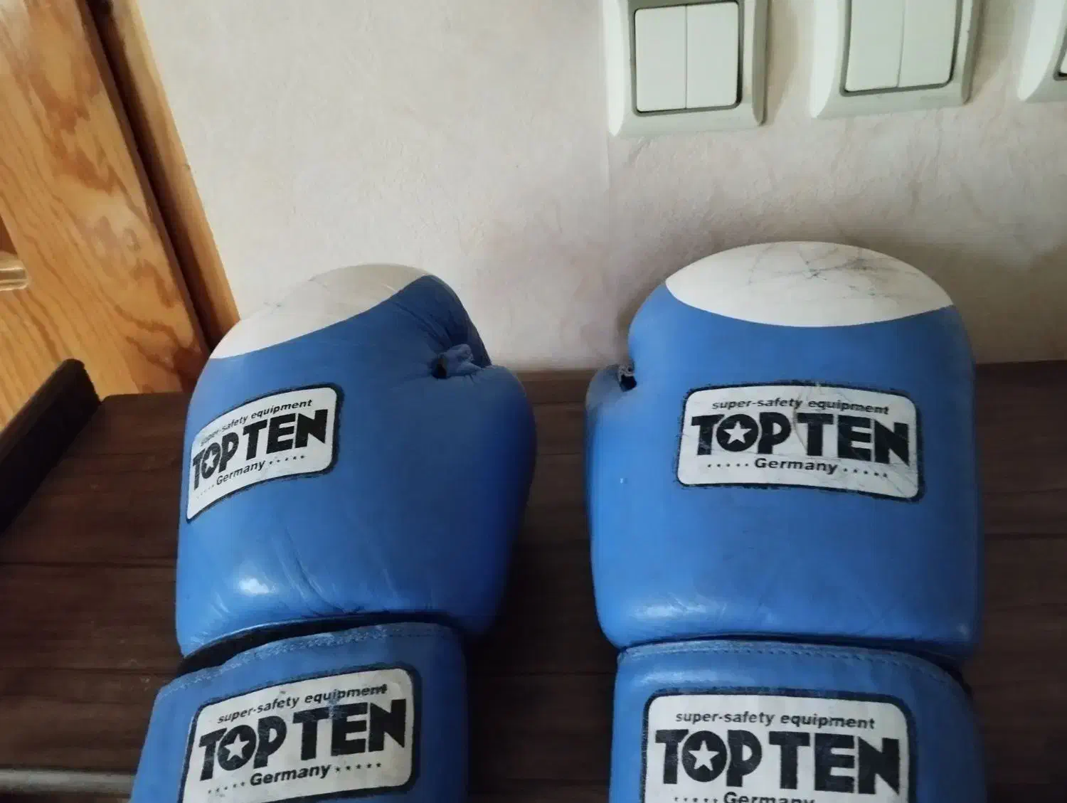 یک جفت دستکش چرم طبیعی|تجهیزات ورزشی|گرگان, |دیوار