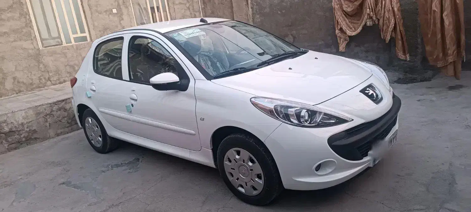 پژو۲۰۷ هیدرولیک سقف فلز|خودرو سواری و وانت|خرم‌آباد, |دیوار