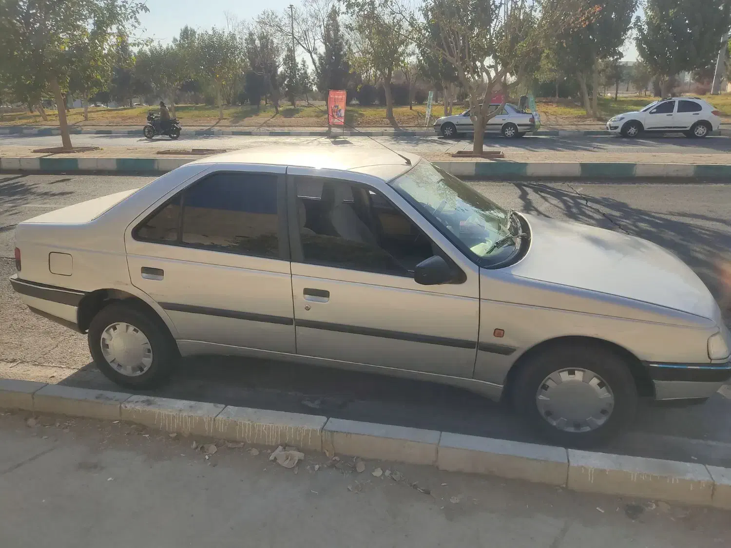 پژو 405دوگانه کارخانه|خودرو سواری و وانت|تهران, میدان میوه و ترهبار مرکزی|دیوار