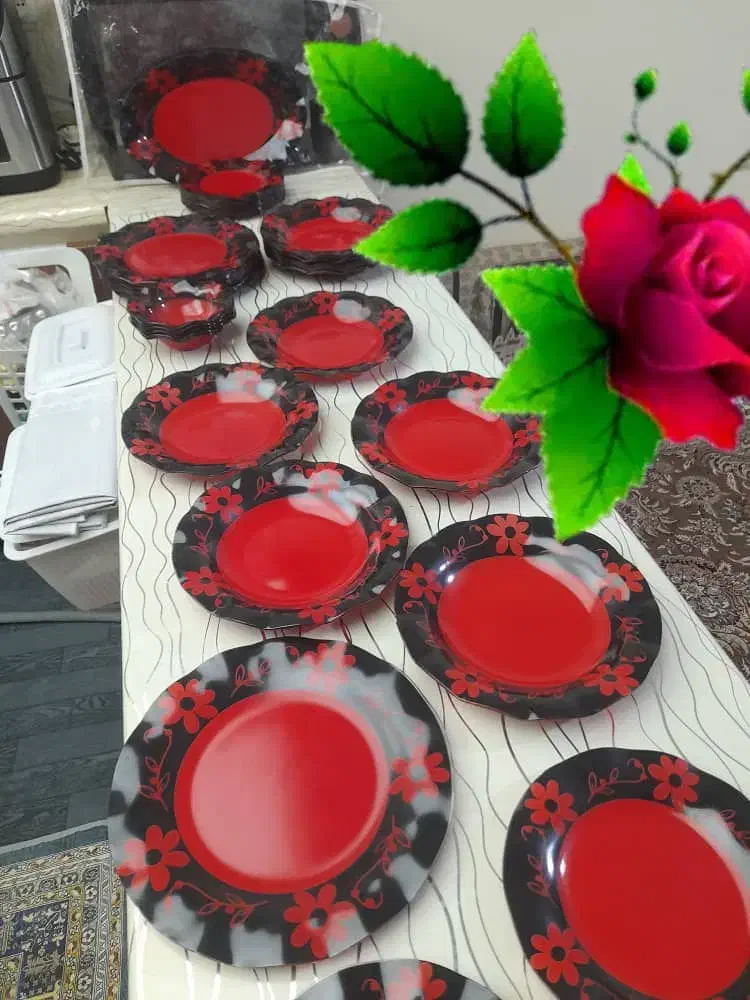 دودست سرویس طرح اکروپال|ظروف سرو و پذیرایی|بهمن صغاد, |دیوار