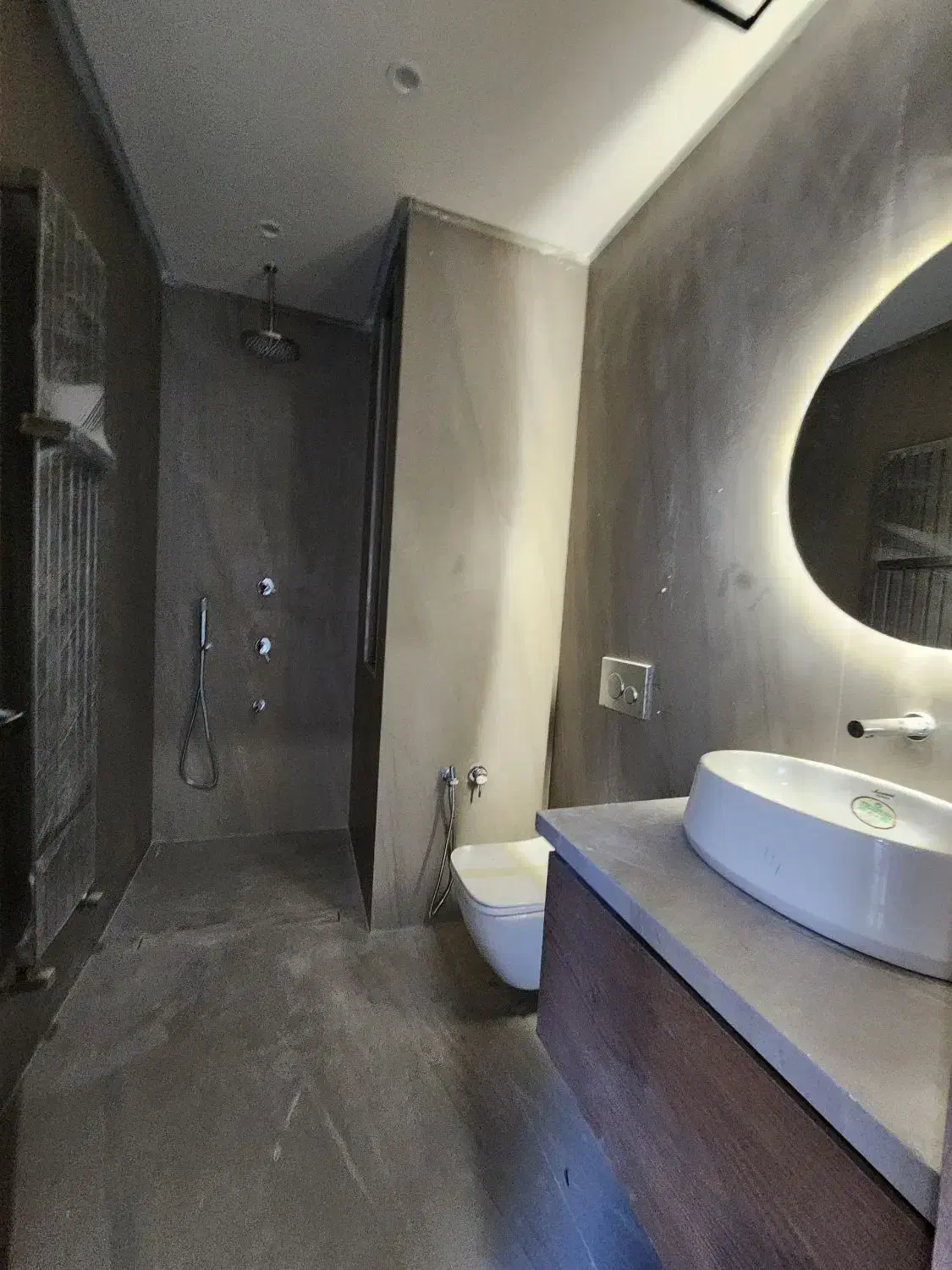 آپارتمان۱۹۰ متر ۳ خواب/ویو کوهستان/بدون مشرف