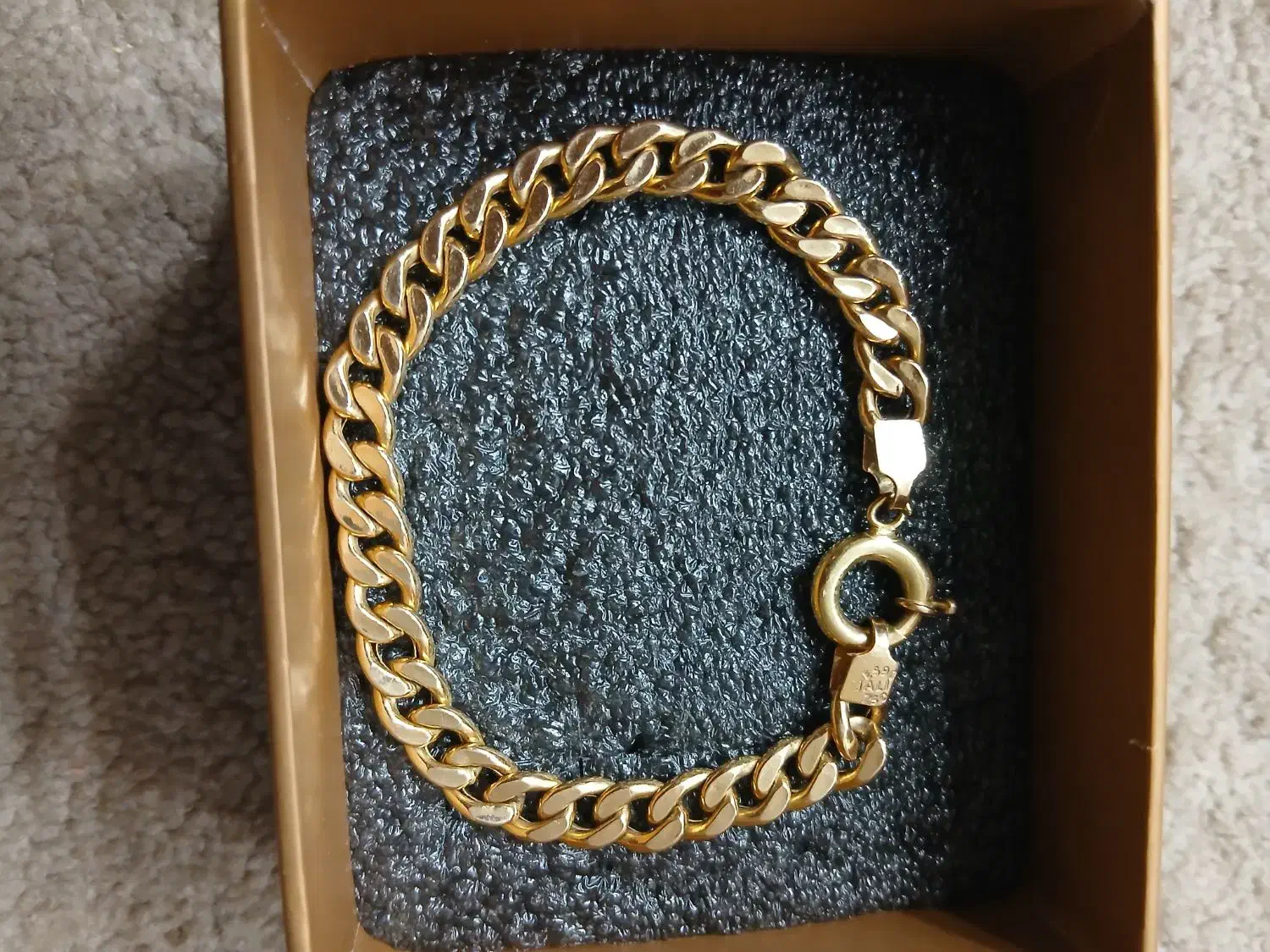 دستبند تمیز و نو ۷ گرم و ۴۱۰ سوت بفروش میرسد|جواهرات|کیش, |دیوار