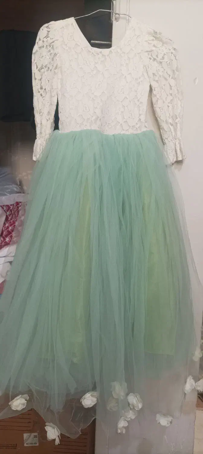 لباس مجلسی زنانه و دخترانه|لباس|شیراز, قلعه نو|دیوار