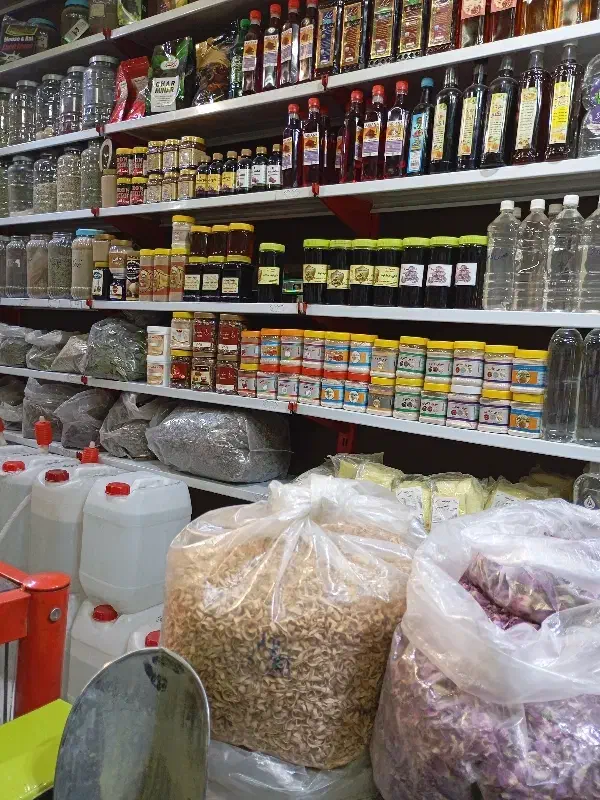 عطاری|استخدام خدمات فروشگاه و رستوران|قم, شهدا|دیوار