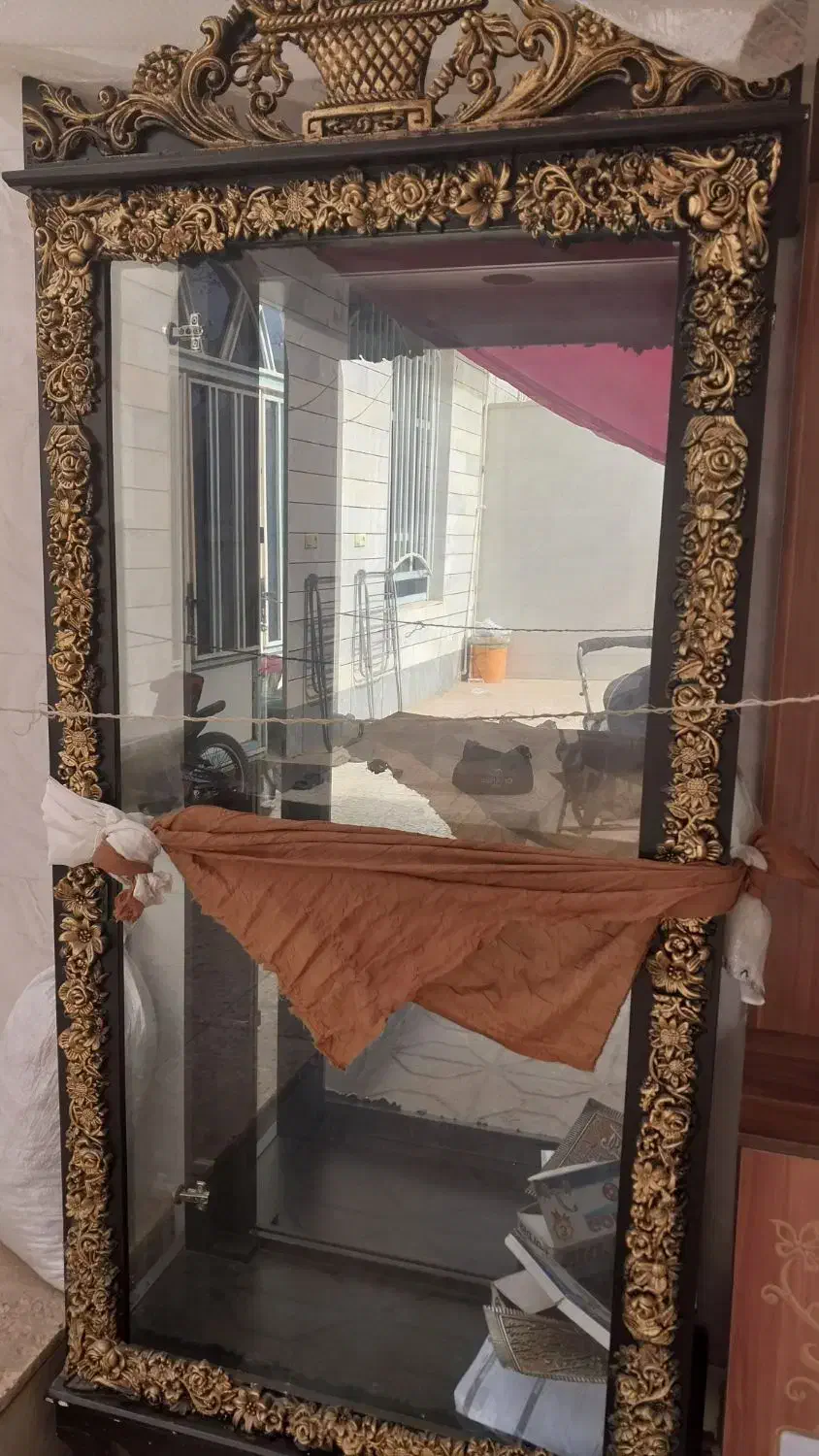 گنجه سالم|بوفه، ویترین، کنسول|قائن, |دیوار