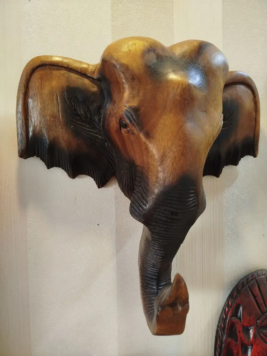 سردیس فیل چوبی|کلکسیون اشیاء عتیقه|شیراز, شهرک جماران|دیوار