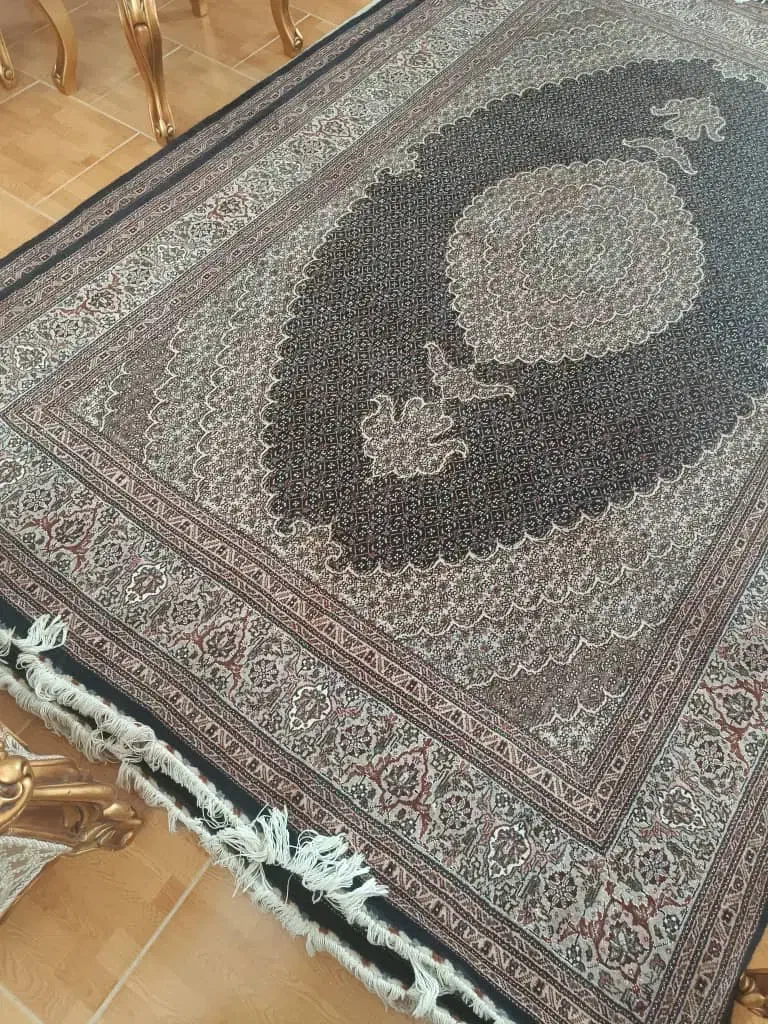 فرش دستبافت ماهی نو جفت شش متری بسیار خوش بافت|فرش|تبریز, |دیوار