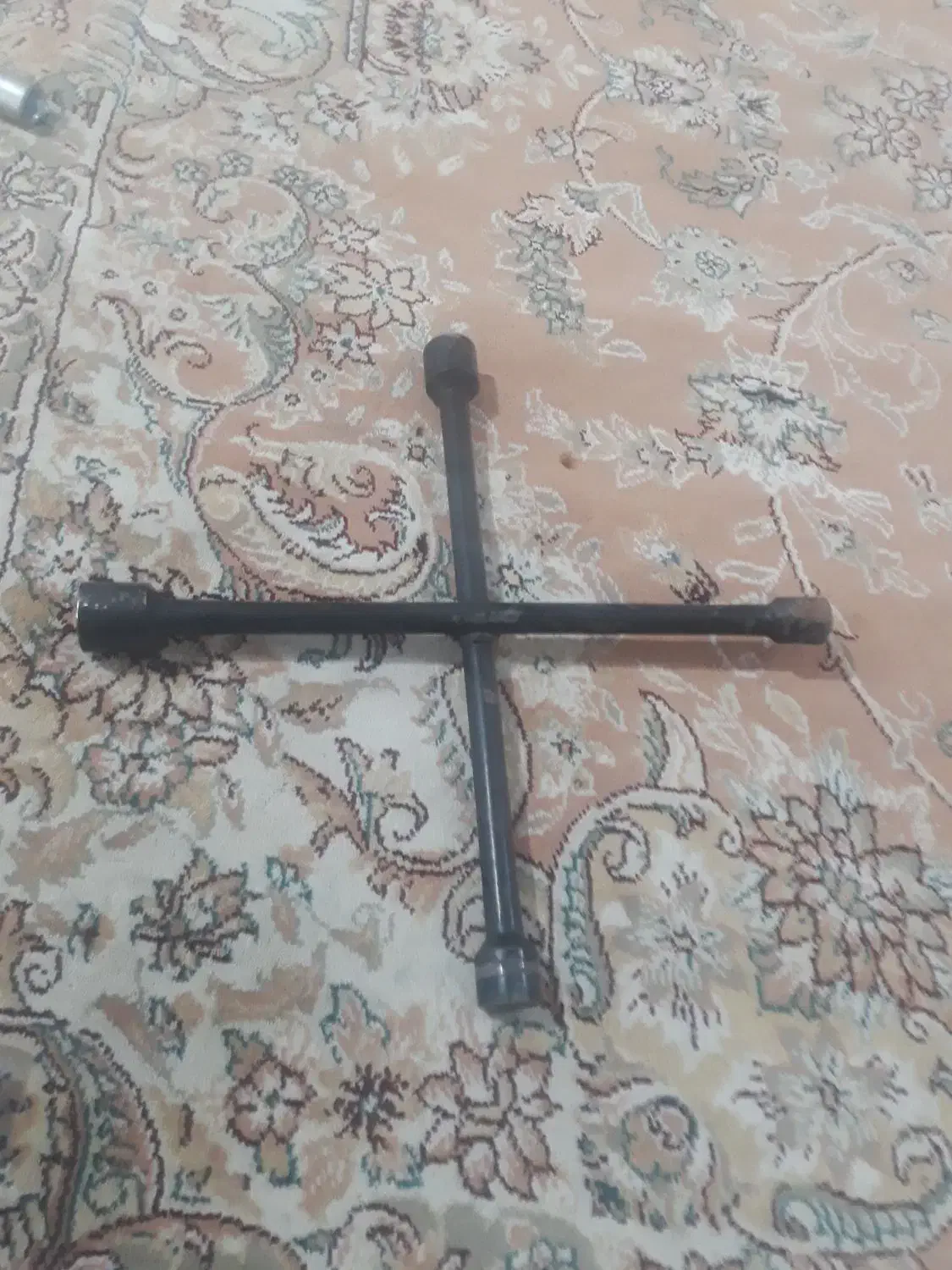 اچارچرخ|ابزارآلات|بوئین زهرا, |دیوار