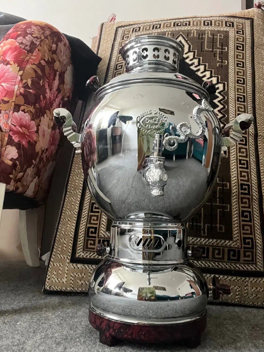 سماور زرین|سماور، چای‌ساز، قهوه‌ساز|ساری, |دیوار