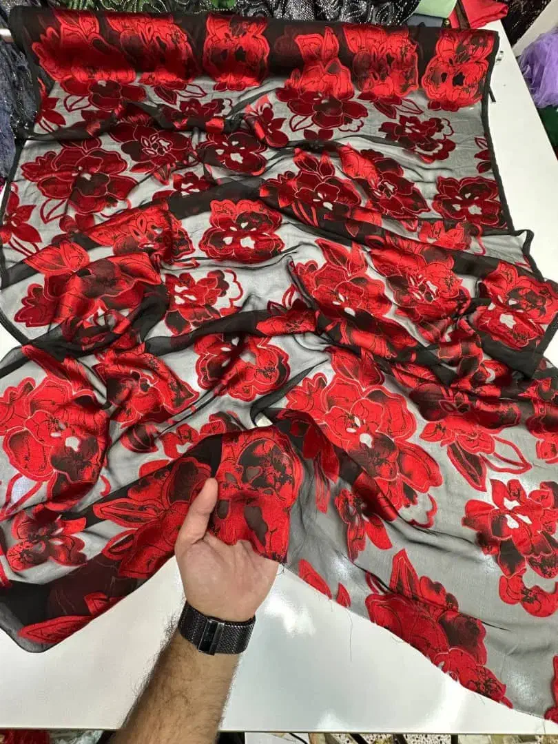 پارچه مجلسی|لباس|هیرمند, |دیوار