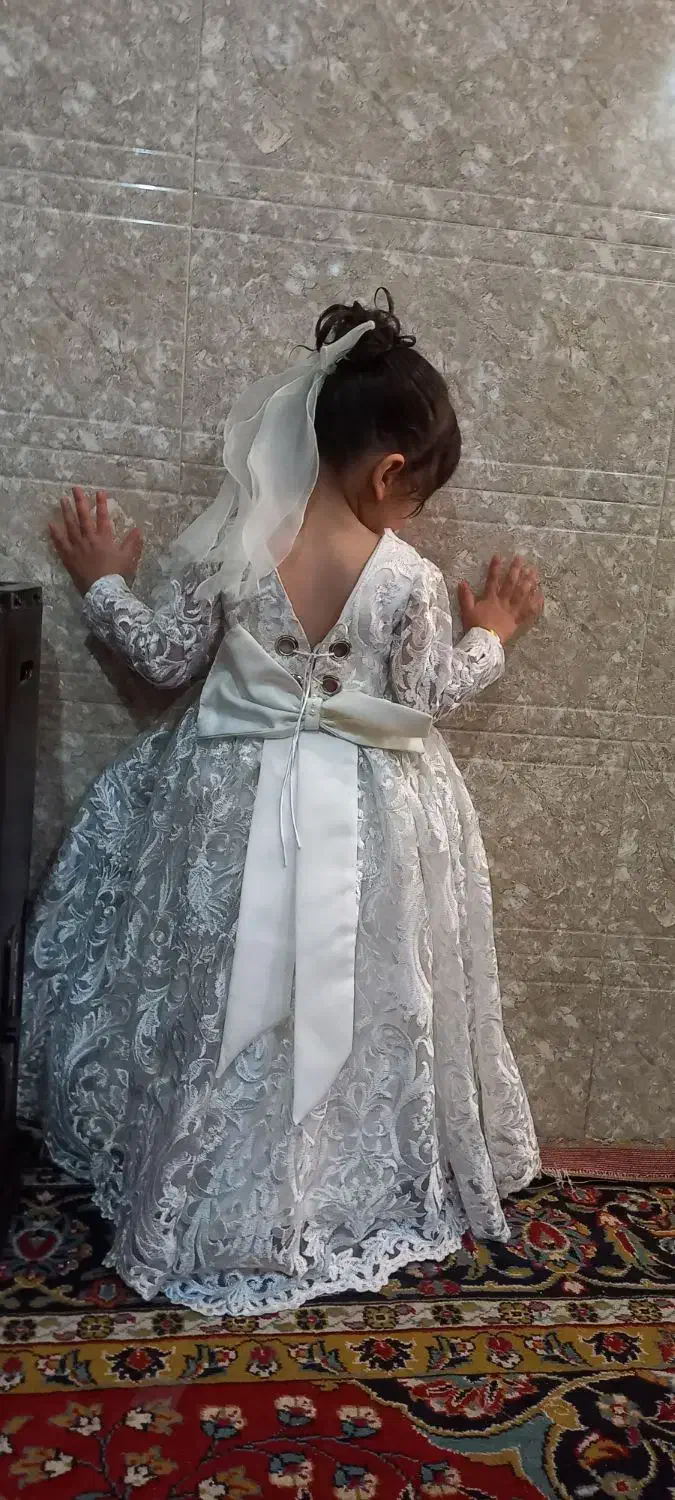 لباس عروس گیپور|لباس|شاهنجرین, |دیوار