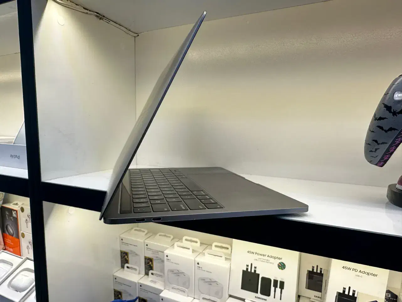 Macbook Pro 2019 Cori7 1T Ram16 قیمت مناسب|رایانه همراه|کرج, گوهردشت|دیوار