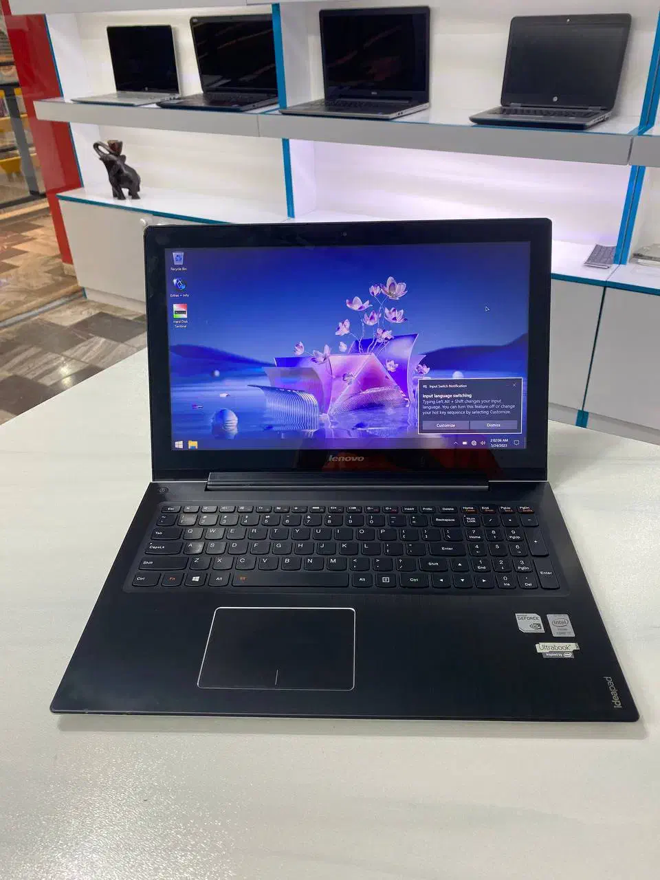 لپتاپ گرافیکدار LENOVO CORE i7 صفحه لمسی درحد نو|رایانه همراه|تبریز, |دیوار