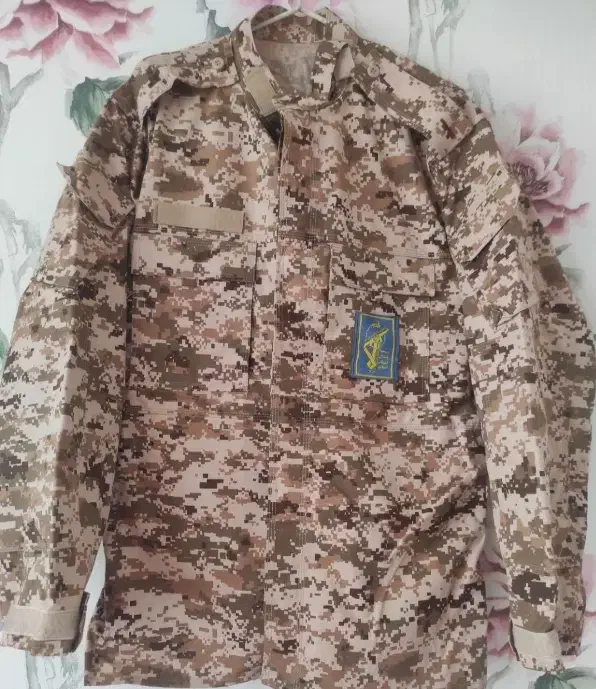 یک دست لباس نظامی سایز ۵۴|لباس|دیواندره, |دیوار