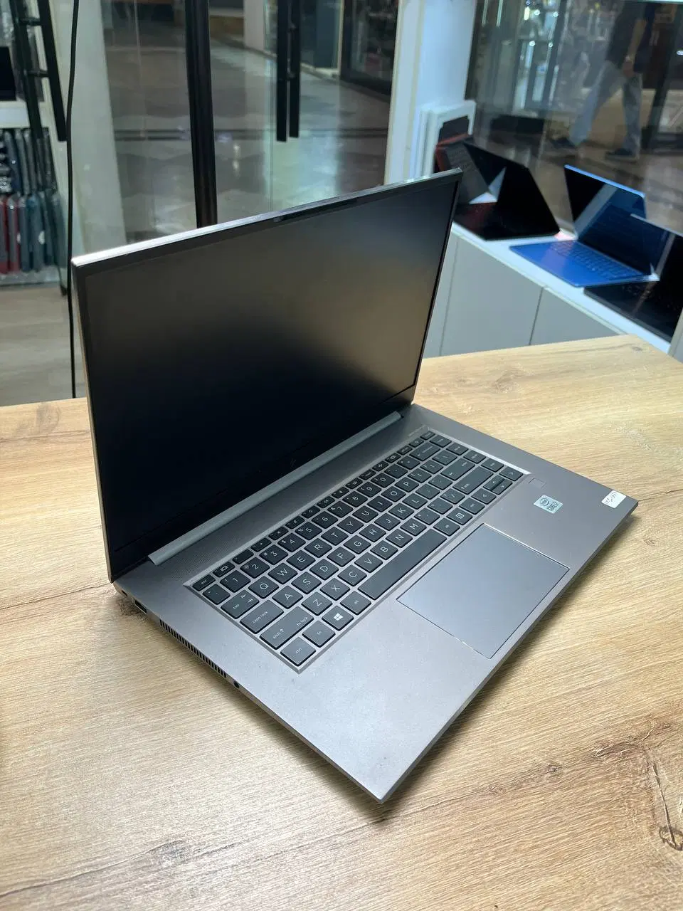 لپتاپ اچ پی hp zbook|رایانه همراه|تهران, فلسطین (میدان انقلاب)|دیوار