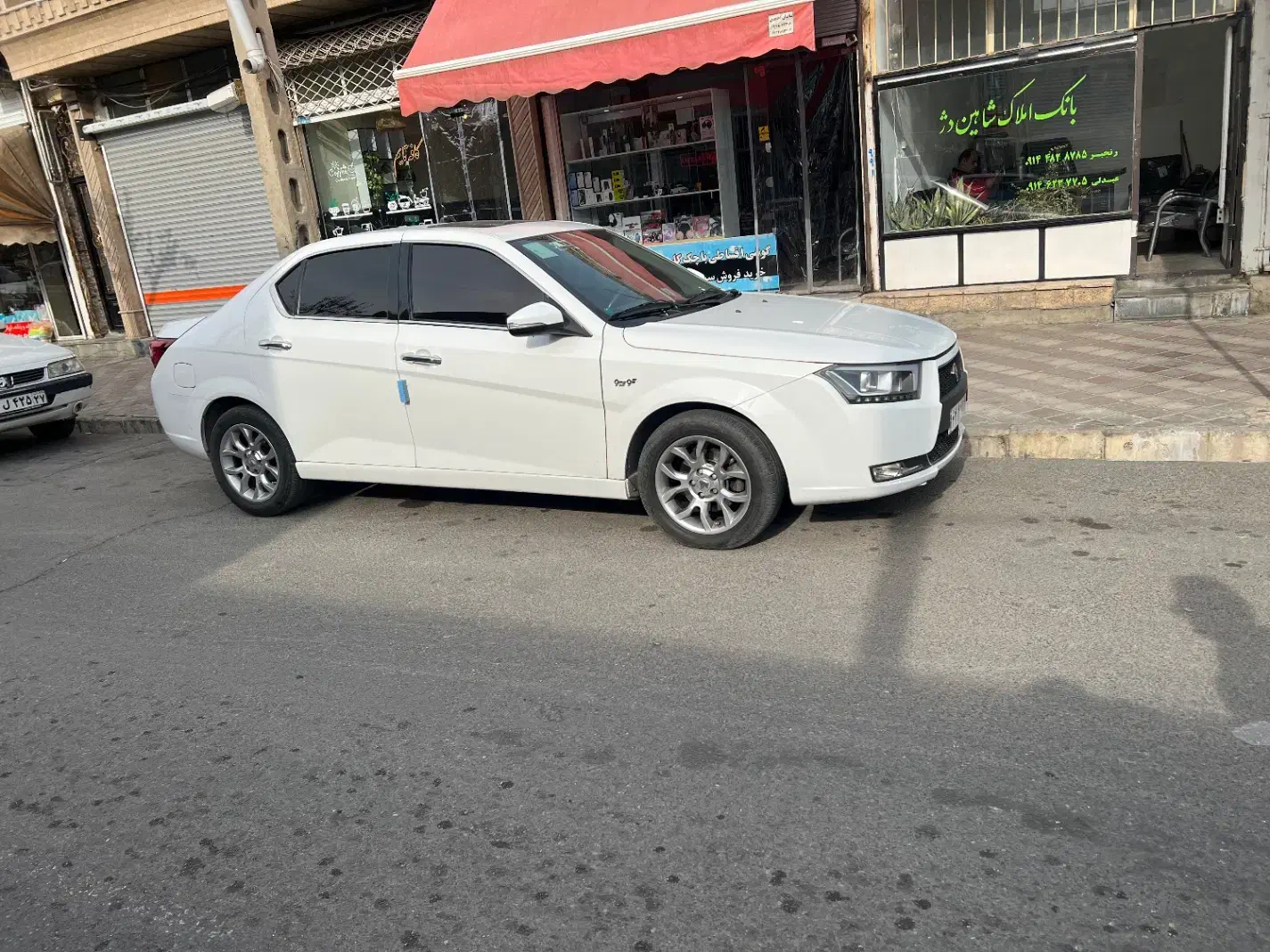 دنا پلاس اتومات ۱۴۰۱ بدون رنگ|خودرو سواری و وانت|شاهین دژ, |دیوار