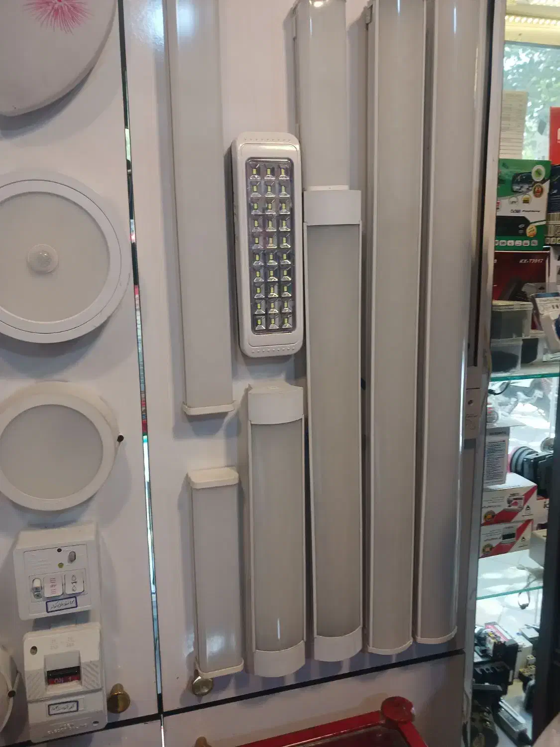 لوازم برقی الکتریکی|لامپ و چراغ|مشهد, فلسطین|دیوار