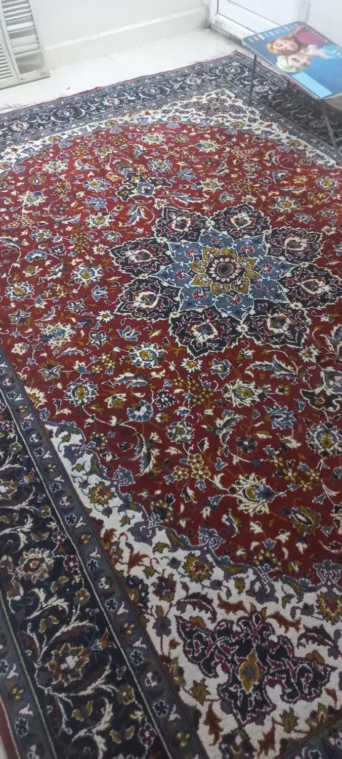 قالی ۹ متری و یه عدد موکت|فرش|اهواز, شهرک شهید عباس پور|دیوار