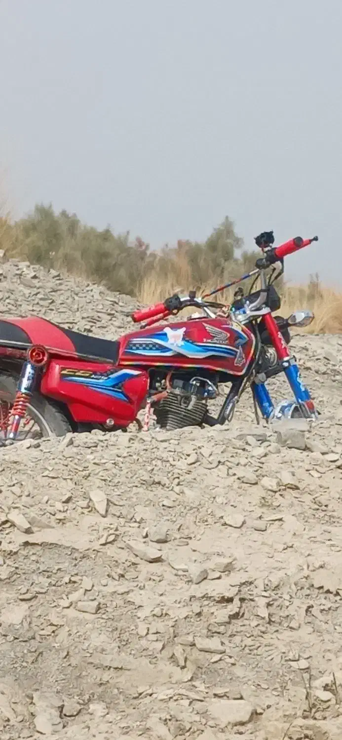 نقدی|موتورسیکلت|سراوان, |دیوار