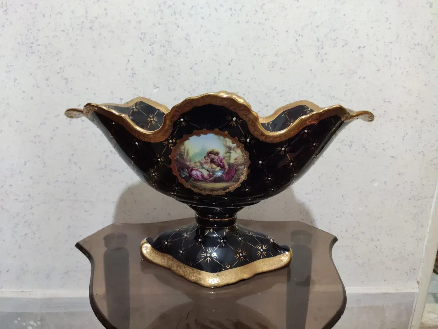 چند تیکه چینی سرمه ای به فروش میرسد|صنایع دستی و سایر لوازم تزئینی|کاشان, لتحر|دیوار