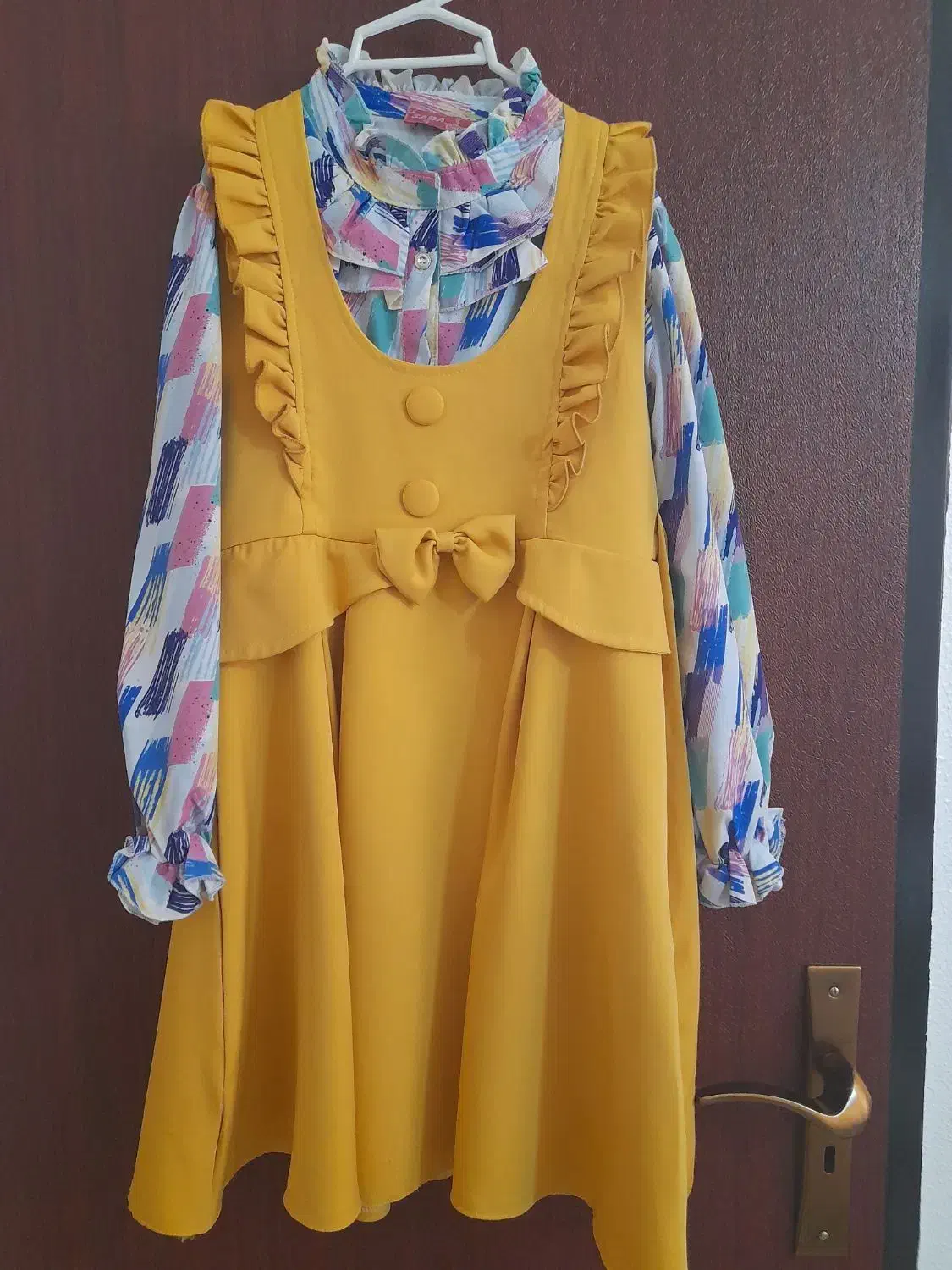 کفش وپیراهن مجلسی دخترونه|کفش و لباس بچه|شاهینشهر, شهرک گلدیس|دیوار