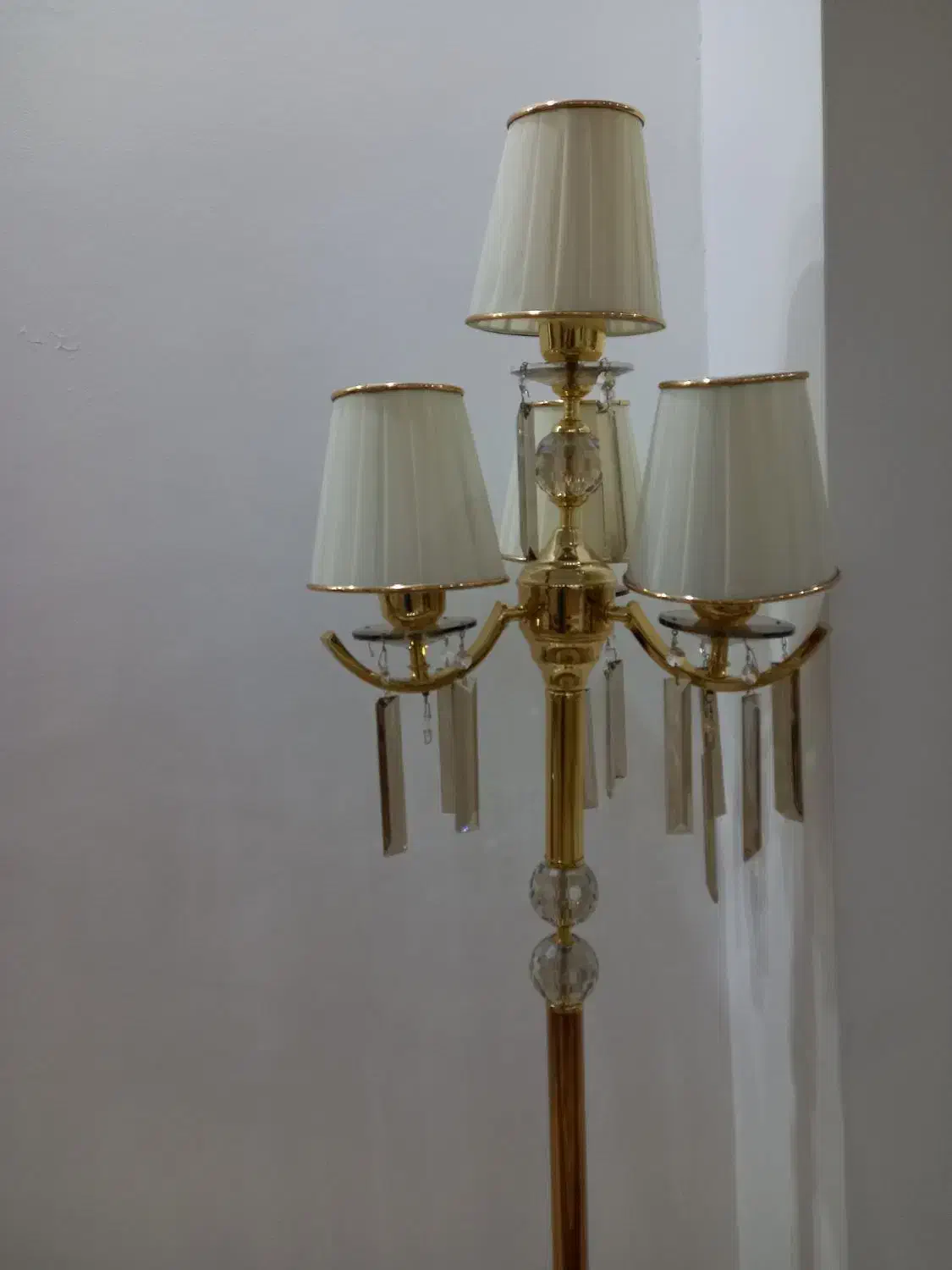 کنار سالنی|چراغ خواب و آباژور|سنندج, |دیوار