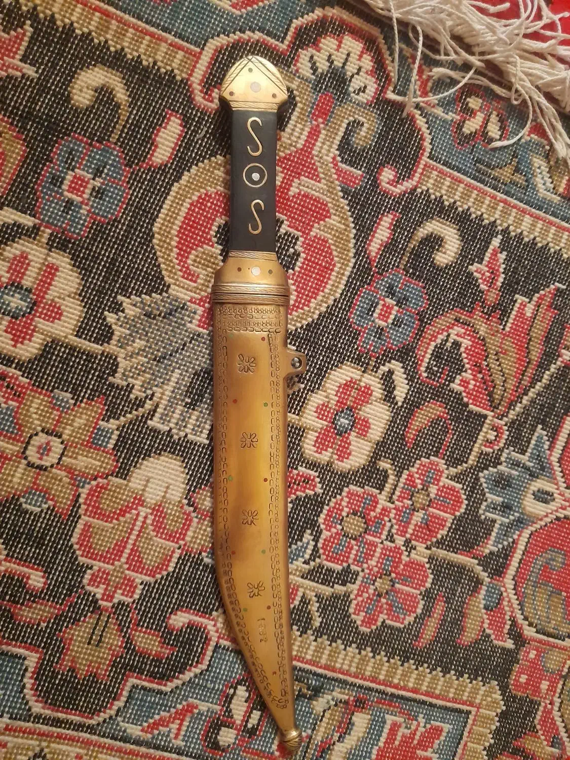 بگده کوردی|کلکسیون اشیاء عتیقه|ایلام, |دیوار