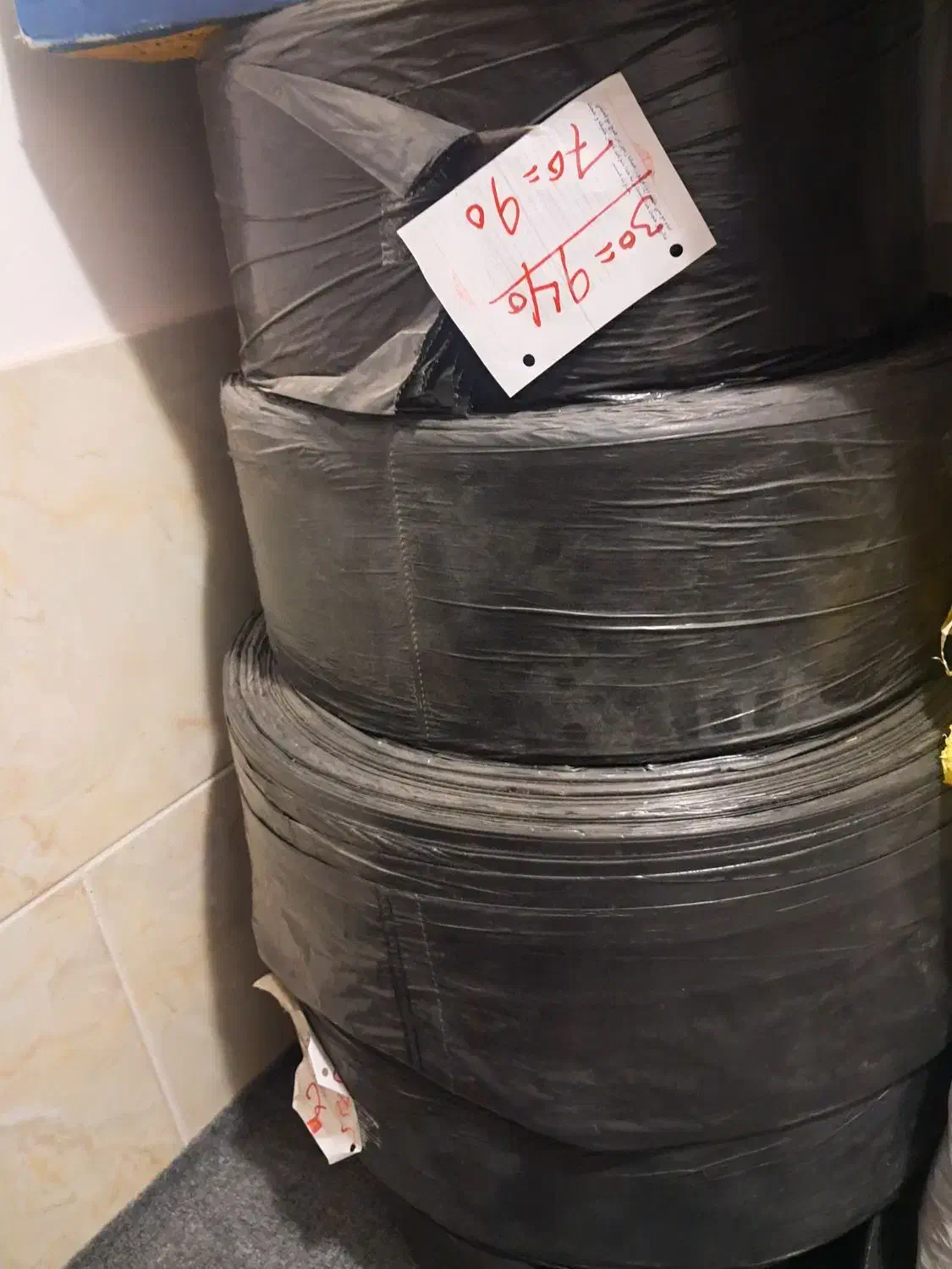 طاقه کیسه زباله|ظروف نگهدارنده، پلاستیکی، یکبارمصرف|زنجان, |دیوار