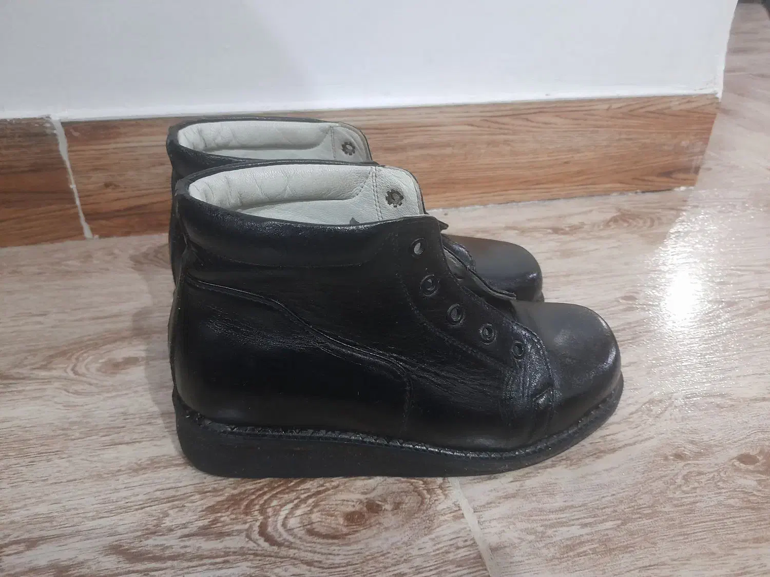 نیم بوت چرم خالص سایز ۳۶|کیف، کفش، کمربند|بهار, |دیوار