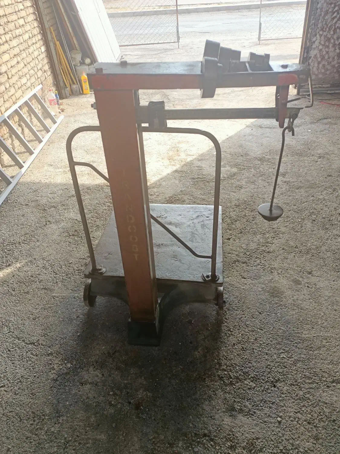 باسکول 500کیلویی و قیچی آلمانی|ابزارآلات|شاهین دژ, |دیوار