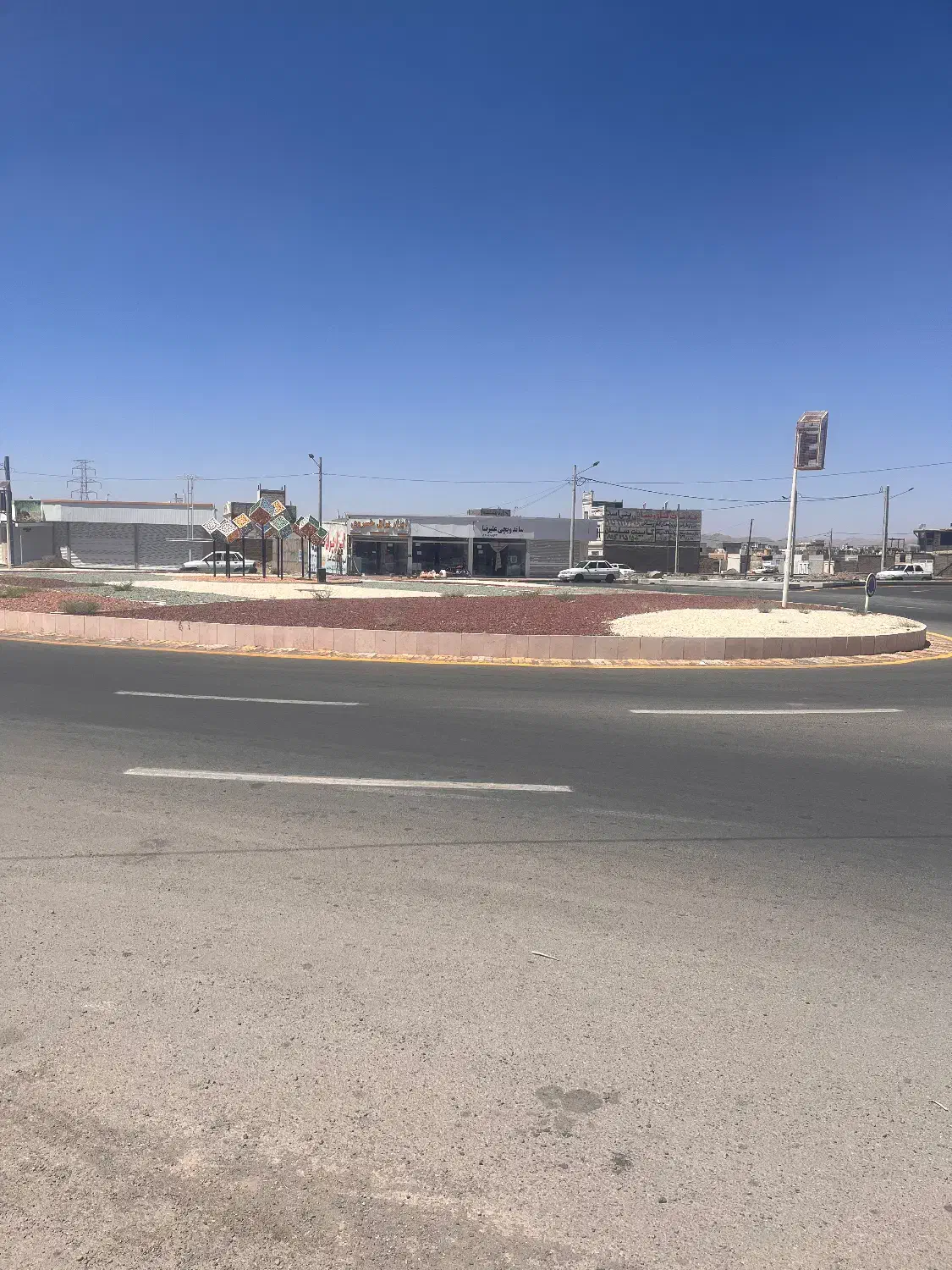 زمین حاشیه پمپ بنزین امیراباد حاجی اباد|فروش زمین و ملک کلنگی|بیرجند, |دیوار